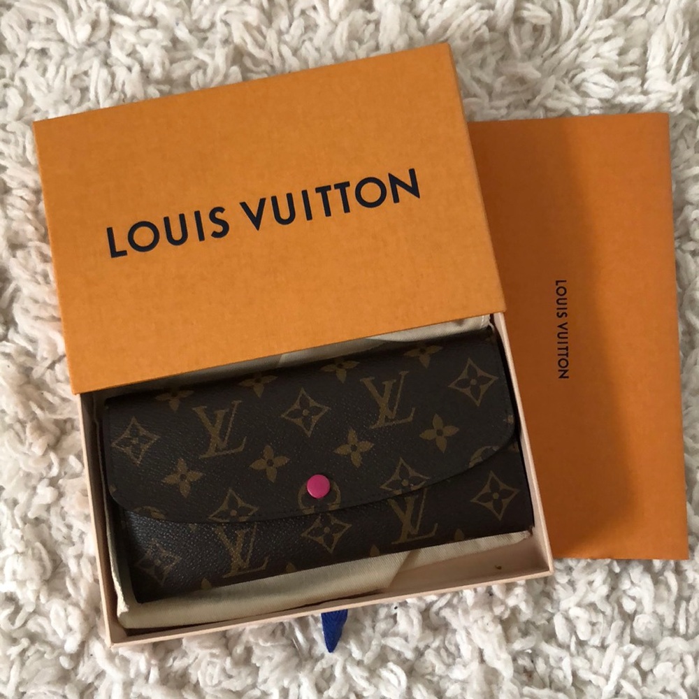 Louis Vuitton Emilie Wallet